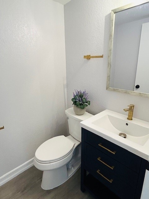 Building Photo - 1603 E Cypress St