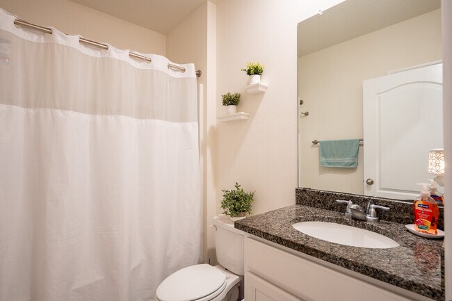 Building Photo - 5230 Bracks Landing Dr