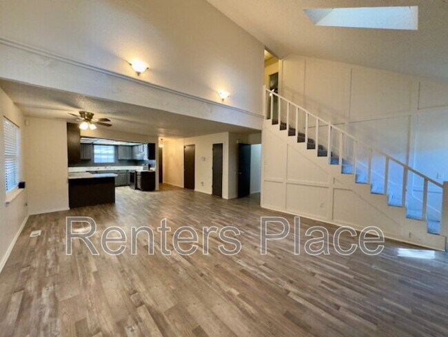 Building Photo - 6604 E 79th St