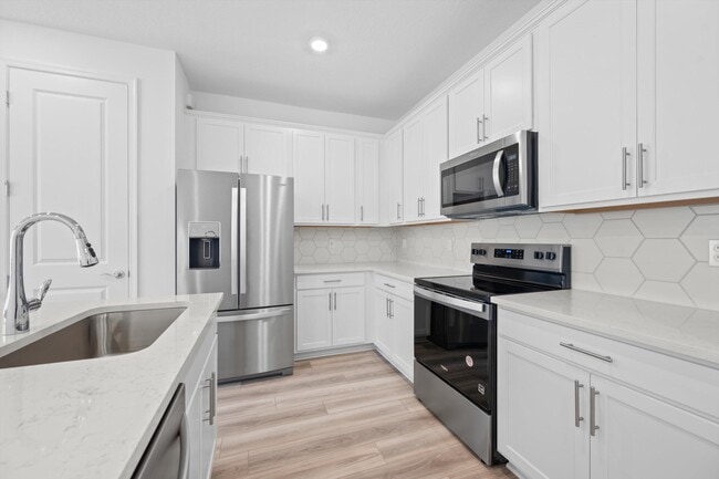 Building Photo - 7638 SW Lucy Ln