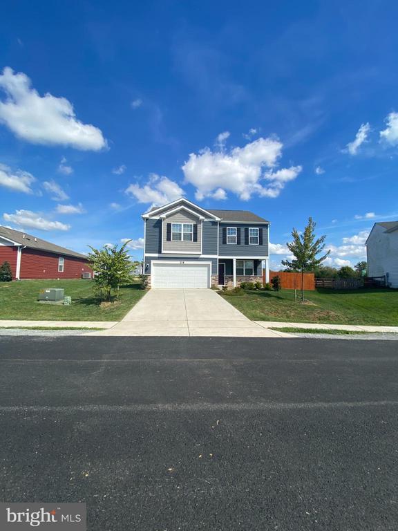 Primary Photo - 214 Gumspring Dr