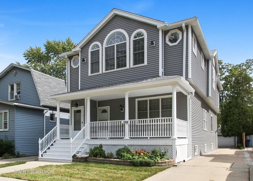 Primary Photo - 6241 N Sayre Ave