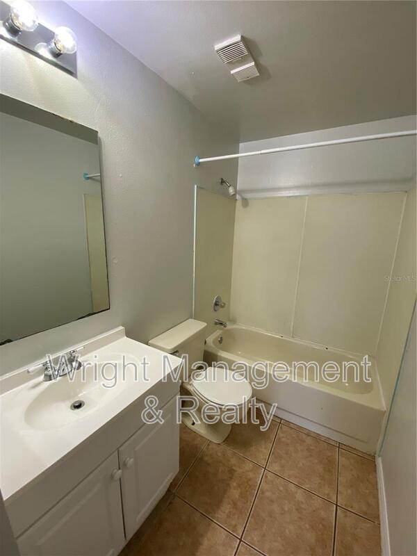 Building Photo - 9520 Drakemill Ct