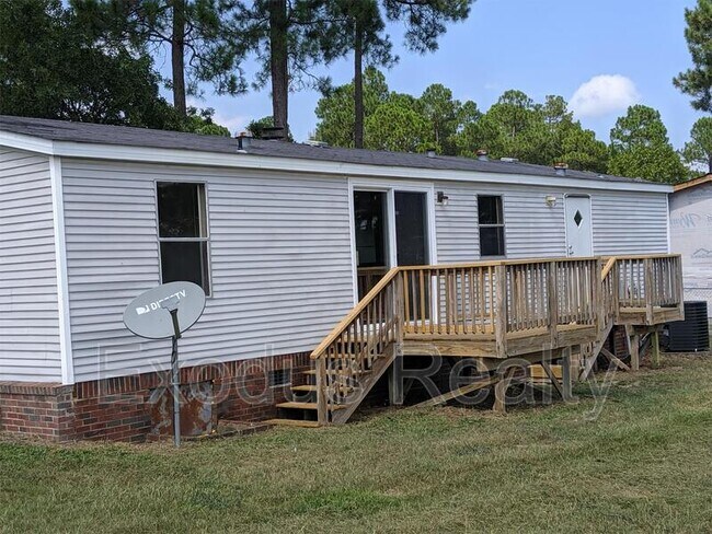 Building Photo - 220 Winding Ridge