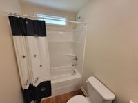 Building Photo - 2 Bedroom House