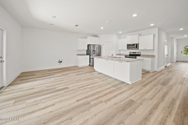 Building Photo - 122 Butler Cv