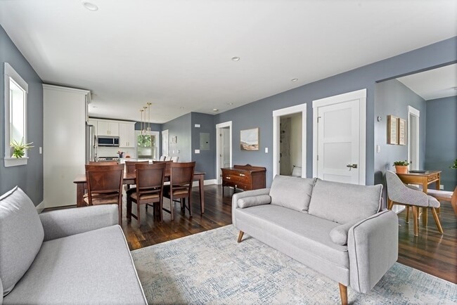 Building Photo - 19 Harrison St