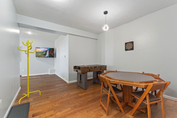 Building Photo - 11770 Leavenworth Dr