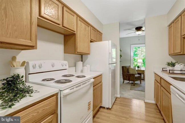 Building Photo - 6372 8th Cir