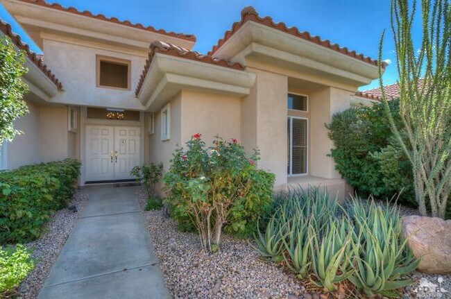 Building Photo - 78237 Willowrich Dr