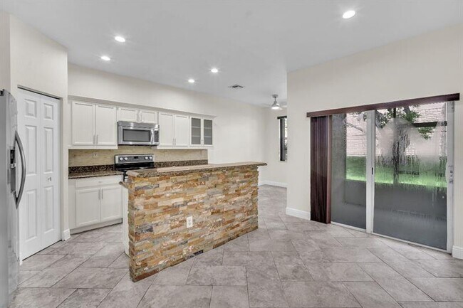 Building Photo - 13227 SW 42nd St