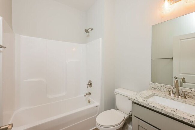 Building Photo - 1926 Addi Ln