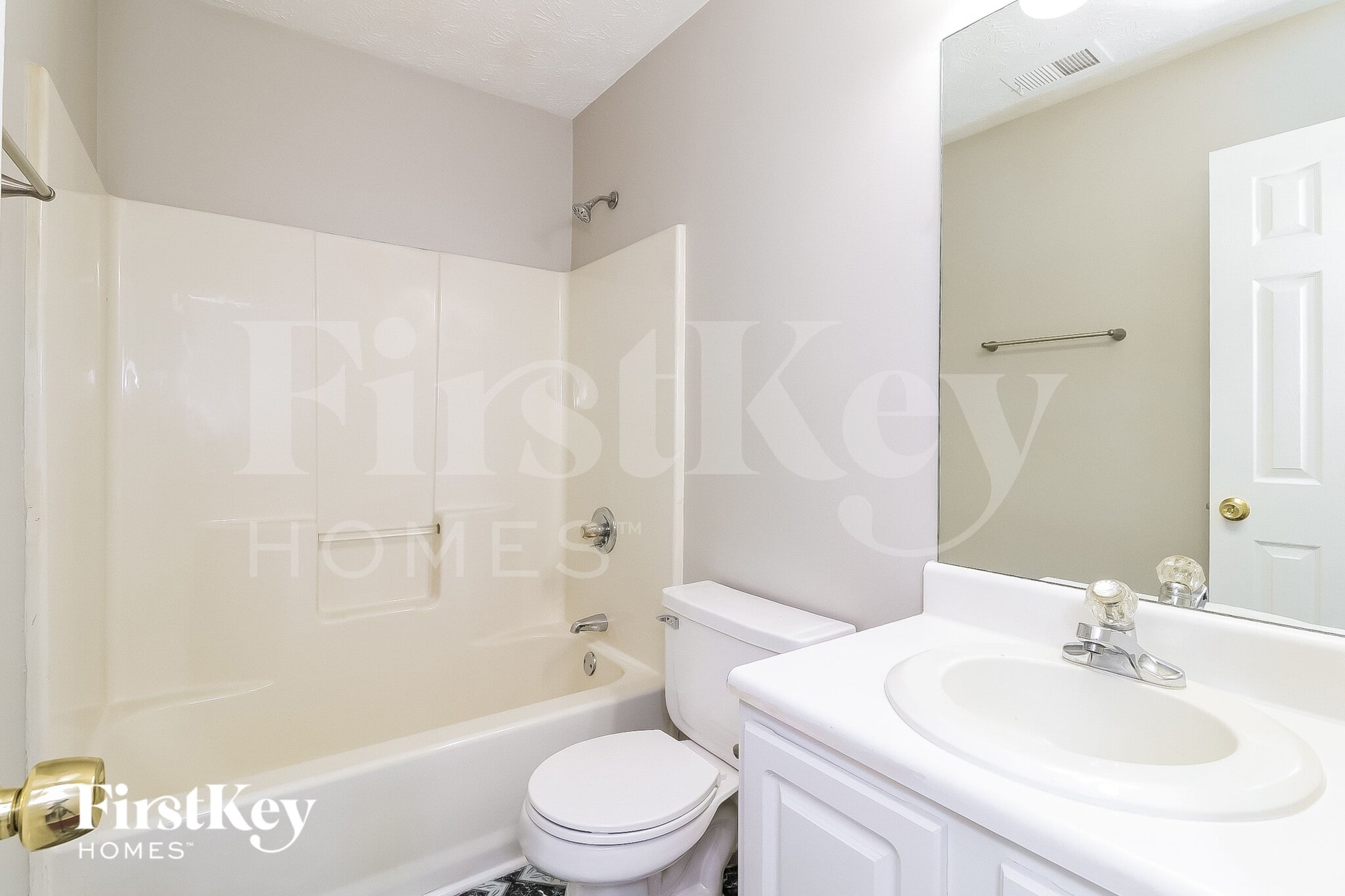 Building Photo - 3583 Saddlebrook Dr