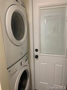 Building Photo - 14 Edmunds Ln