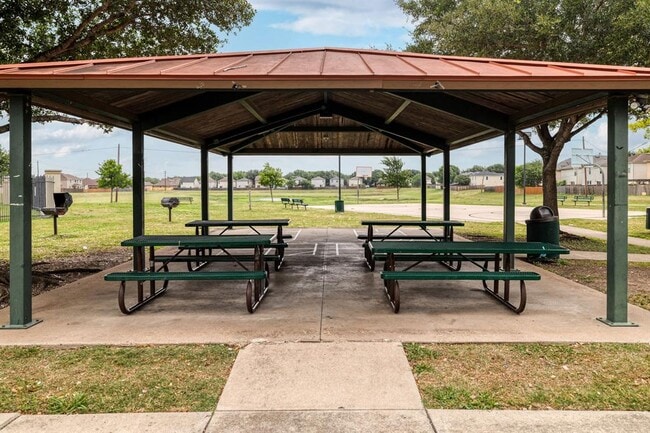 Building Photo - 8716 Panadero Dr