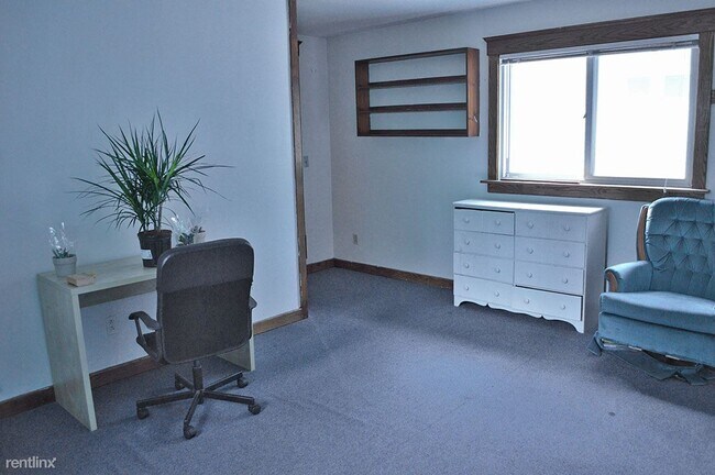 Building Photo - 1116 S Forest Ave