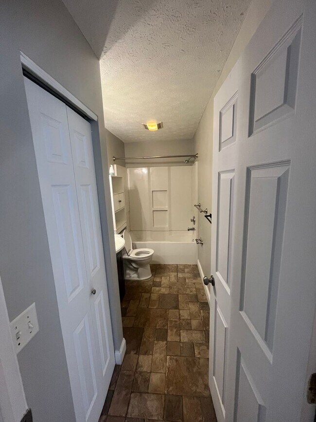 Building Photo - 55 Edmonds St