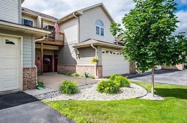 Building Photo - 2820 55th Ave