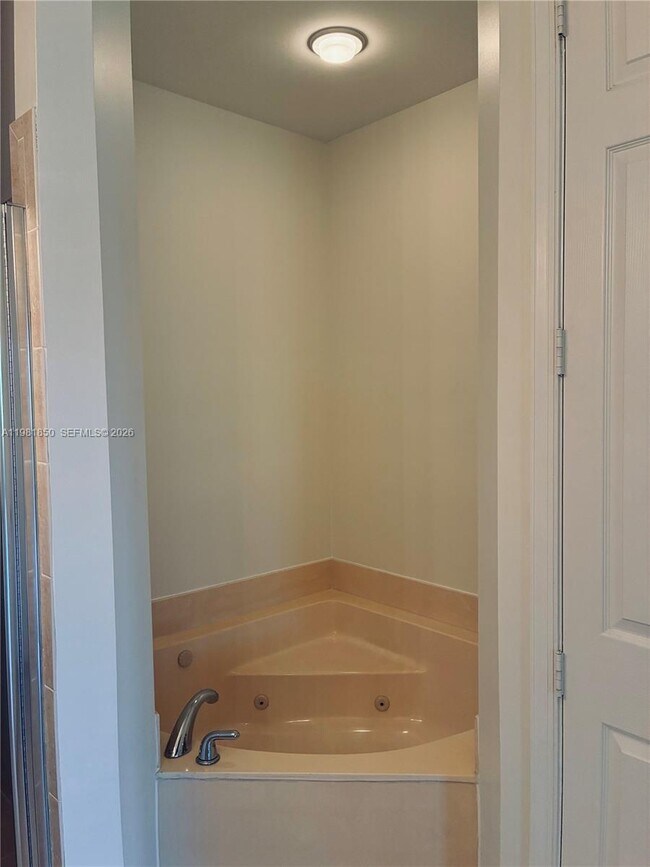 Building Photo - 2757 Center Ct Dr