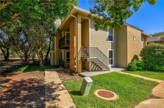 Building Photo - 10616 Mellow Meadow Dr