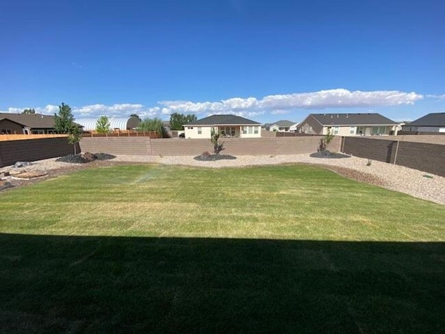 Building Photo - Newer Construction  3 Bedroom- 2 Bath Single Family Home