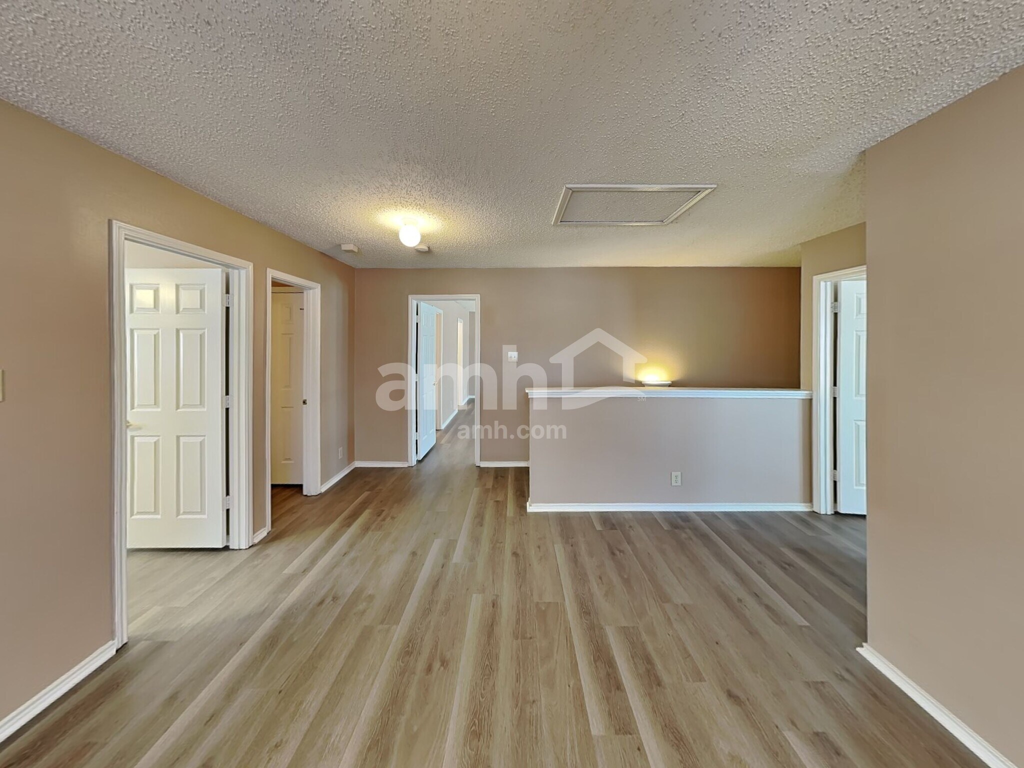 Building Photo - 769 Willow Crossing