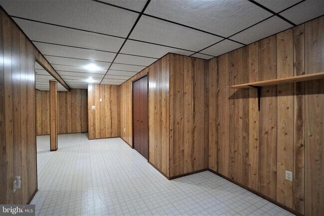 Building Photo - 103 Bonnie Lark Ct