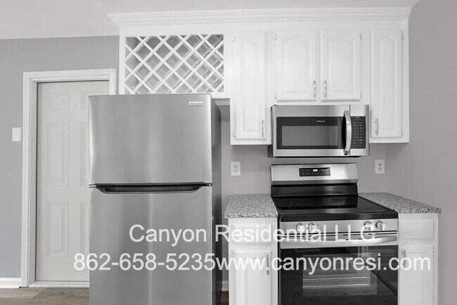 Building Photo - 217 Overton Rd