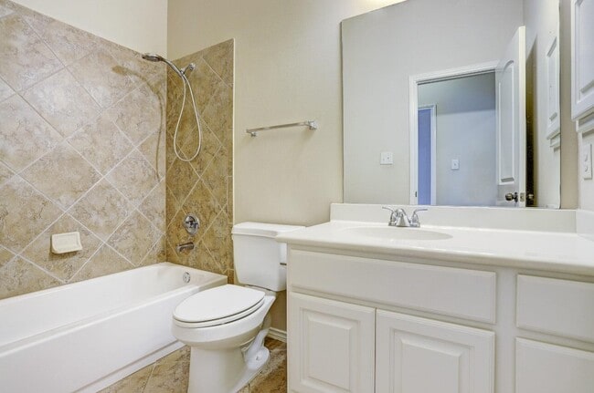 Building Photo - 26323 Crystal Cove Ln