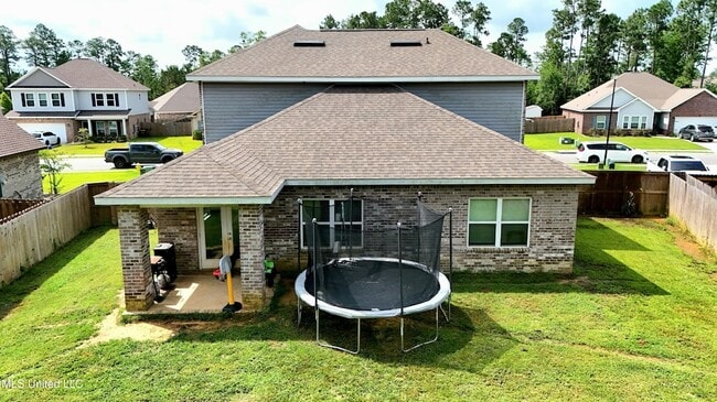 Building Photo - 5065 Fairbury Way
