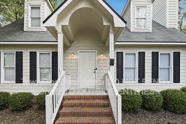 Building Photo - 2130 Hull Rd
