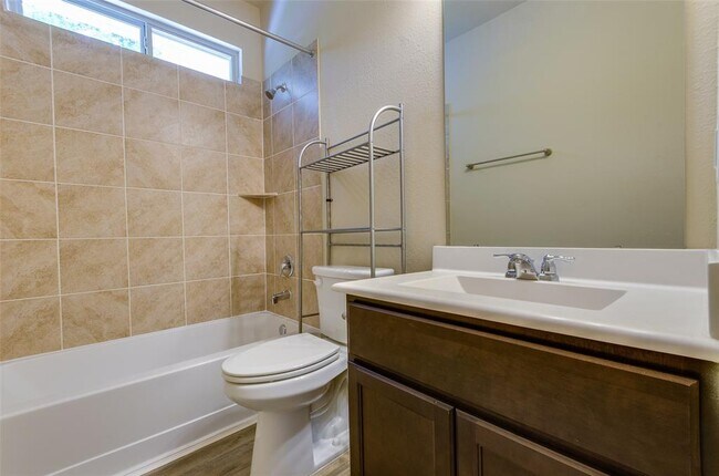 Building Photo - 11817 Mockingbird Ln