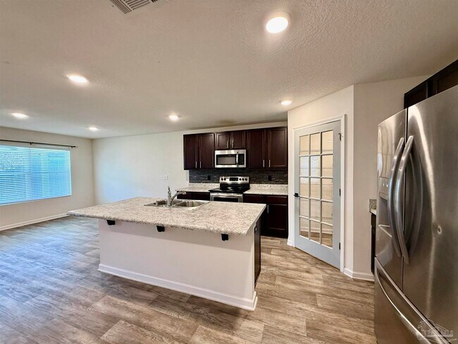 Building Photo - 6420 Churchill Cir