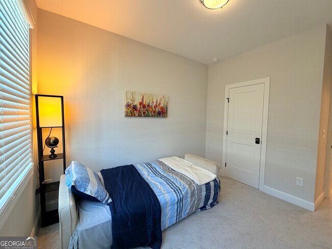 Building Photo - 1971 Drew Dr