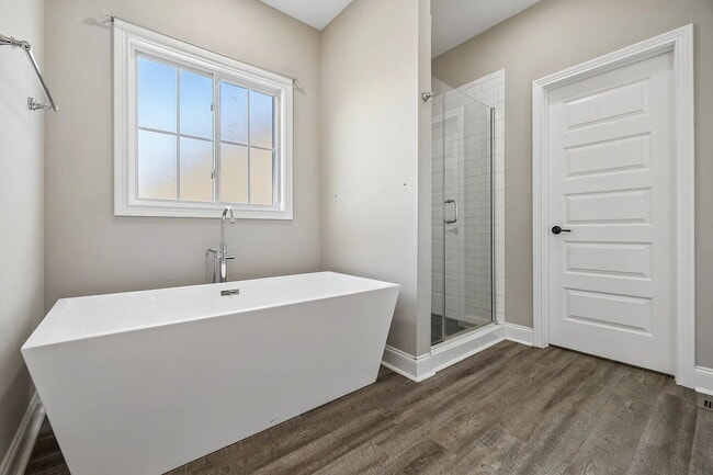 Building Photo - 1082 Wittys Way