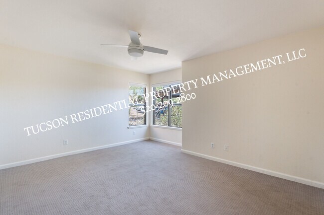 Building Photo - 6651 N Campbell Ave