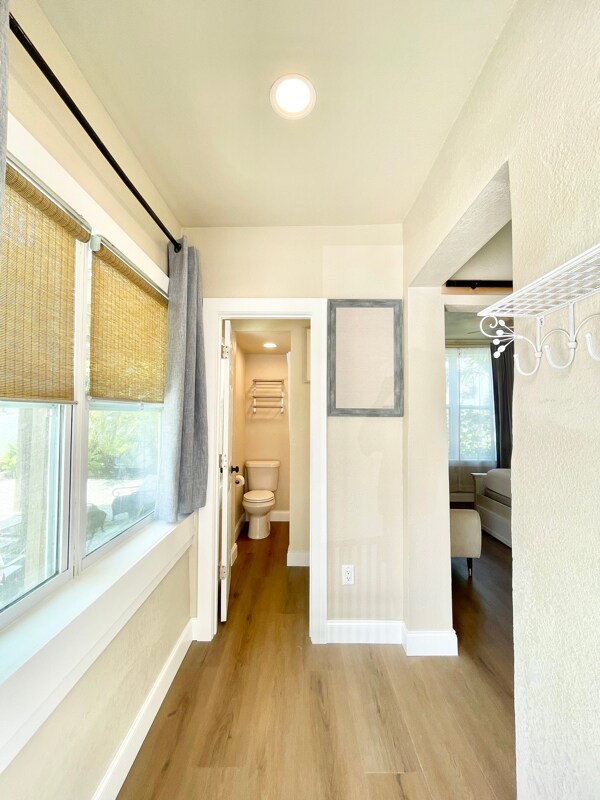 Building Photo - 7700 Boca Ciega Dr