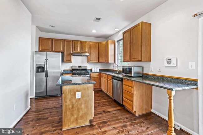 Building Photo - 12030 Kemps Landing Cir