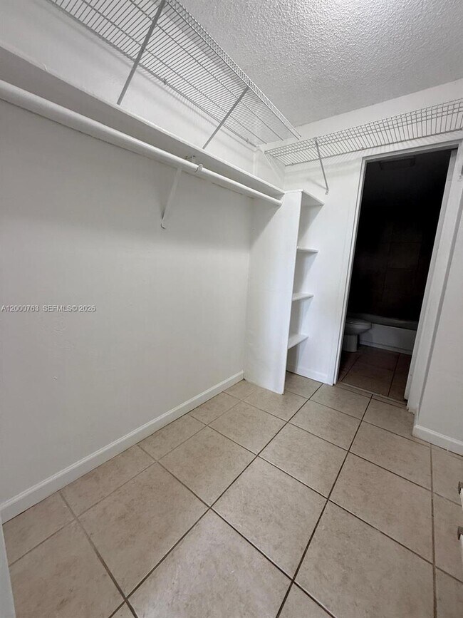 Building Photo - 1805 Sans Souci Blvd