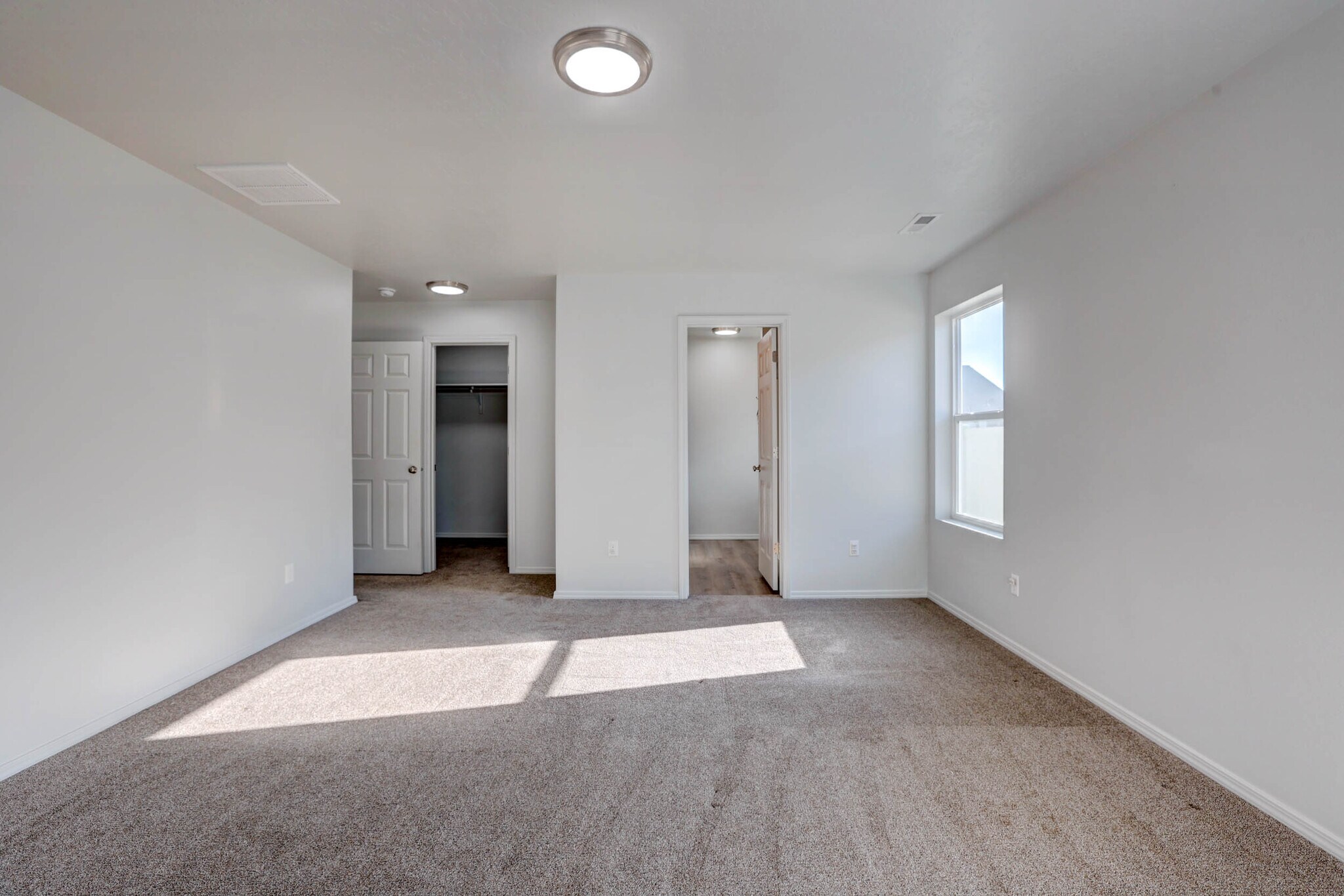 Building Photo - 19570 Nanticoke Ave