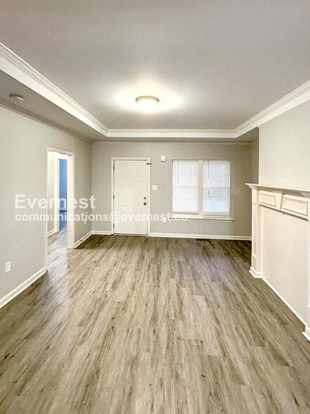 Building Photo - 2001 Chicago Ave NW