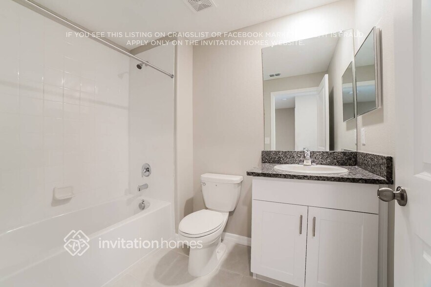 Building Photo - 8489 Druid Oaks Ln