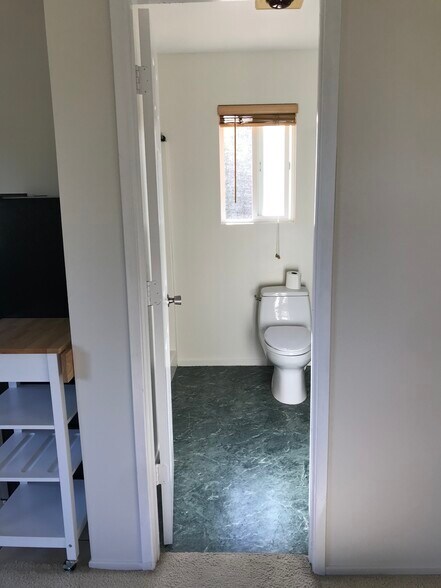 Bathroom entrance from main living space - 572 Plumosa Ave