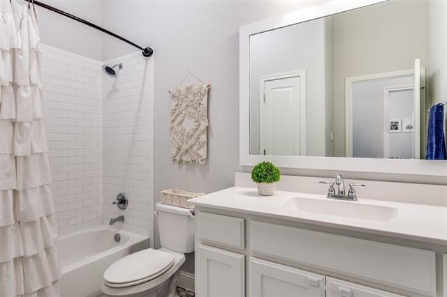 Building Photo - 5825 Pollard St