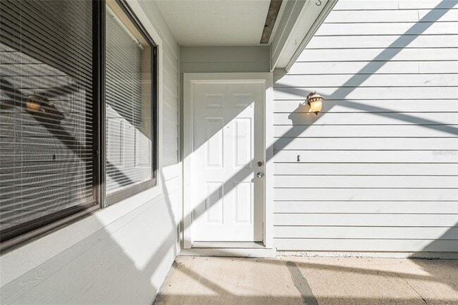 Primary Photo - 3057 NW 28th Cir