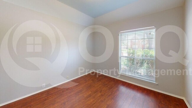 Building Photo - 7821 Aqua Vista Dr