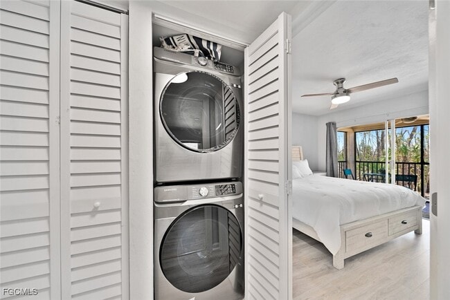 Building Photo - 16881 Davis Rd