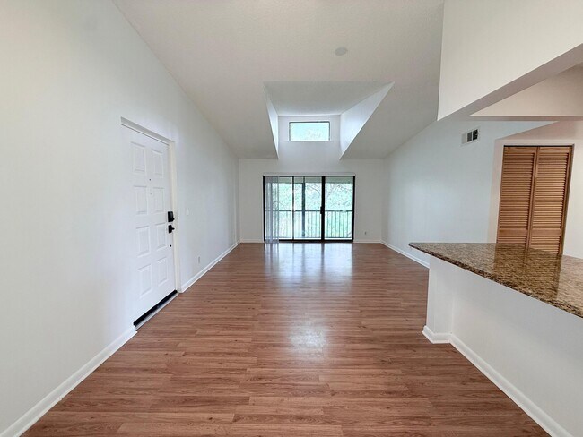 Building Photo - 603 Sea Pine Way