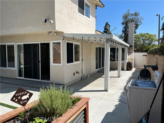 Building Photo - 11525 Java St
