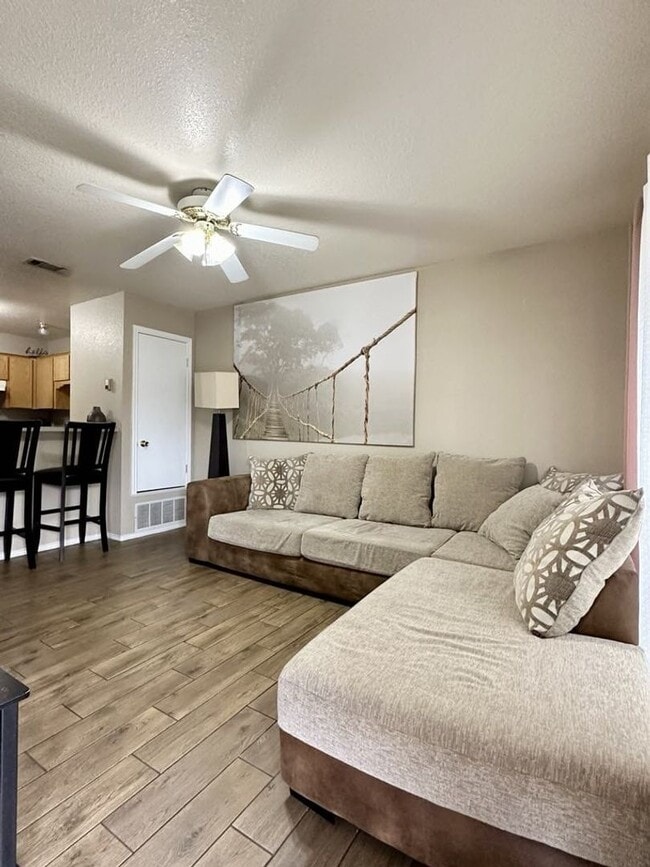 Building Photo - 4203 Deek Dr